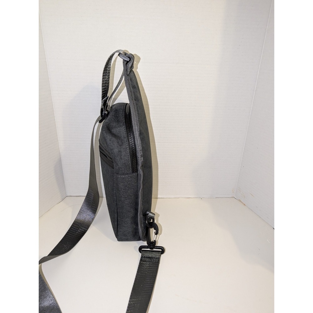 True Religion Crossbody Mens Sling Bag Gray Yeta 2.0 Buddha Logo Adjustable NWOT - Picture 7 of 16